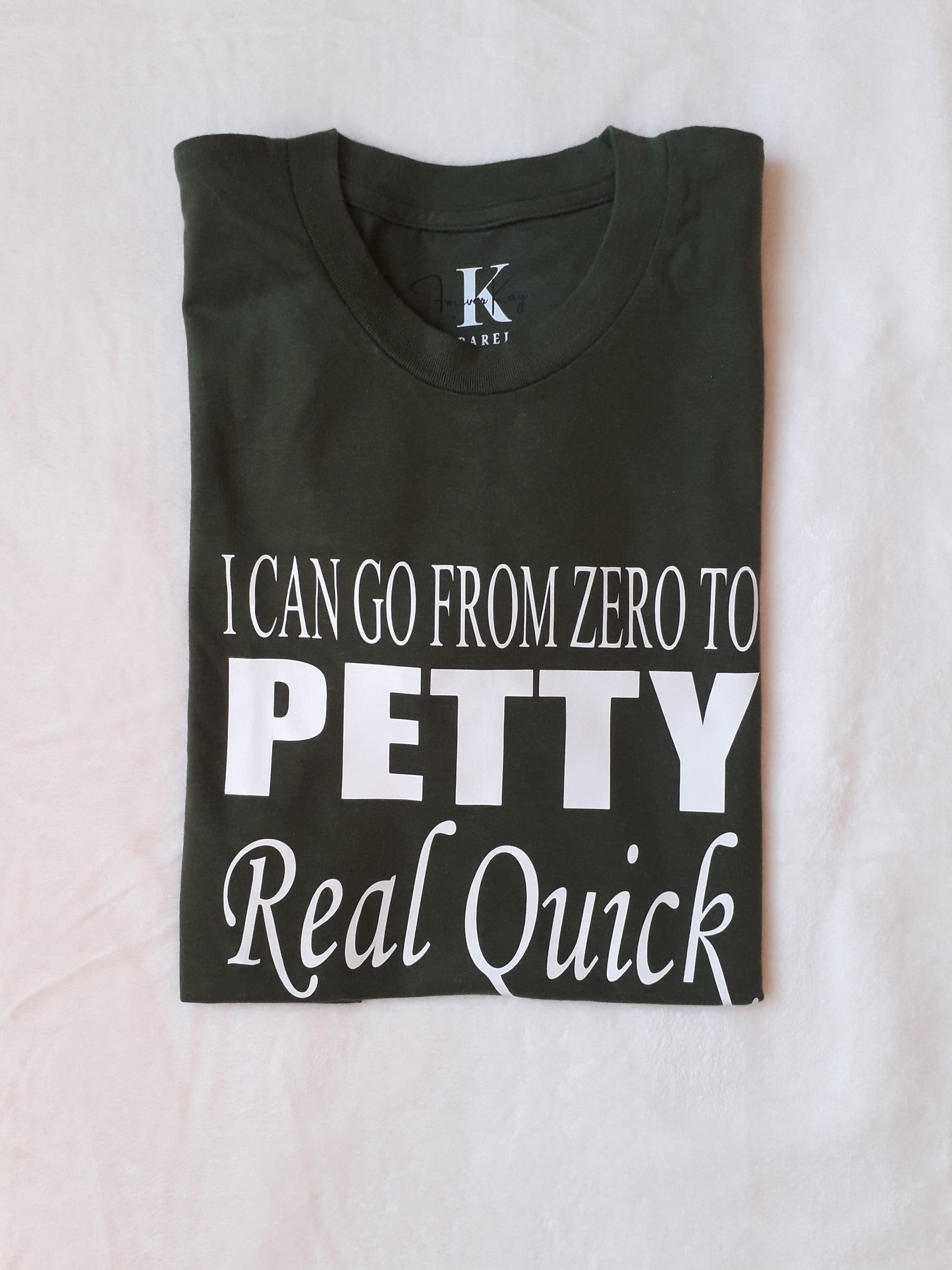 Unisex "PETTY" T - shirt